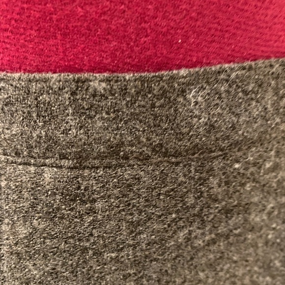 Simon Chang Refined Gray Marbled Wool Blend Pencil Skirt with Slit - Picture 6 of 11